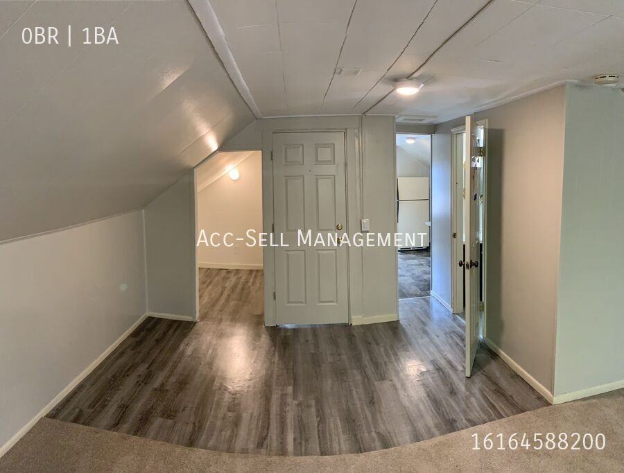 1625 Belden Ave Sw #2 - Photo 3 of 13