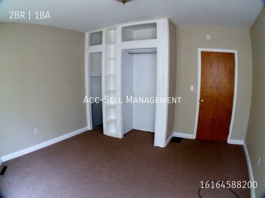 736 North Ave Ne #1 - Photo 7 of 10