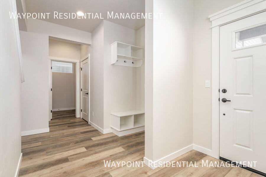 2094 S Defio Pl - Photo 4 of 45