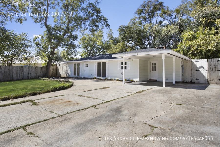 122 Carroll Ave - Photo 4 of 35