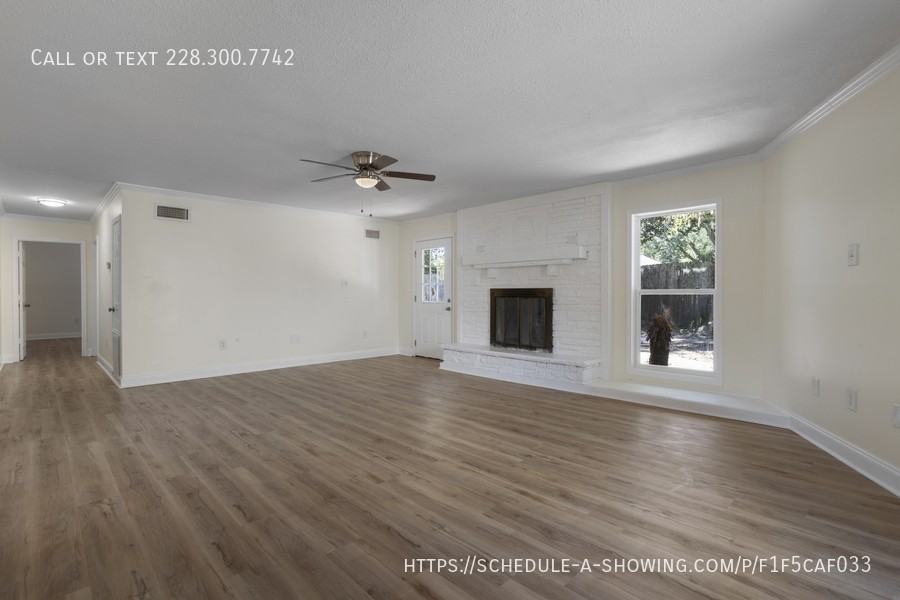 122 Carroll Ave - Photo 5 of 35