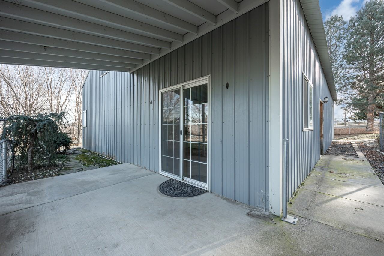 509 W Wagon Wheel Pr Nw #SHOP - Photo 2 of 12