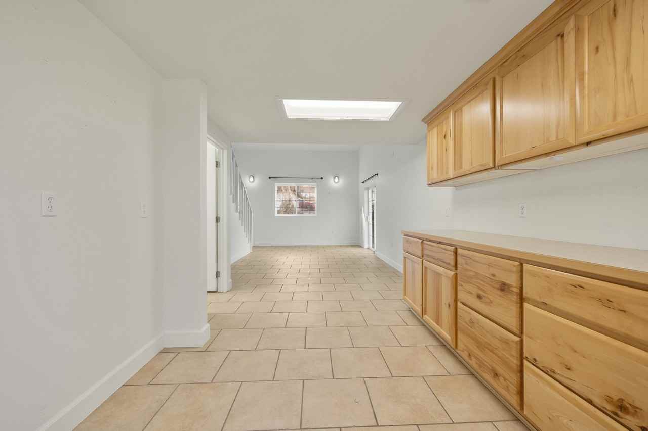 509 W Wagon Wheel Pr Nw #SHOP - Photo 6 of 12