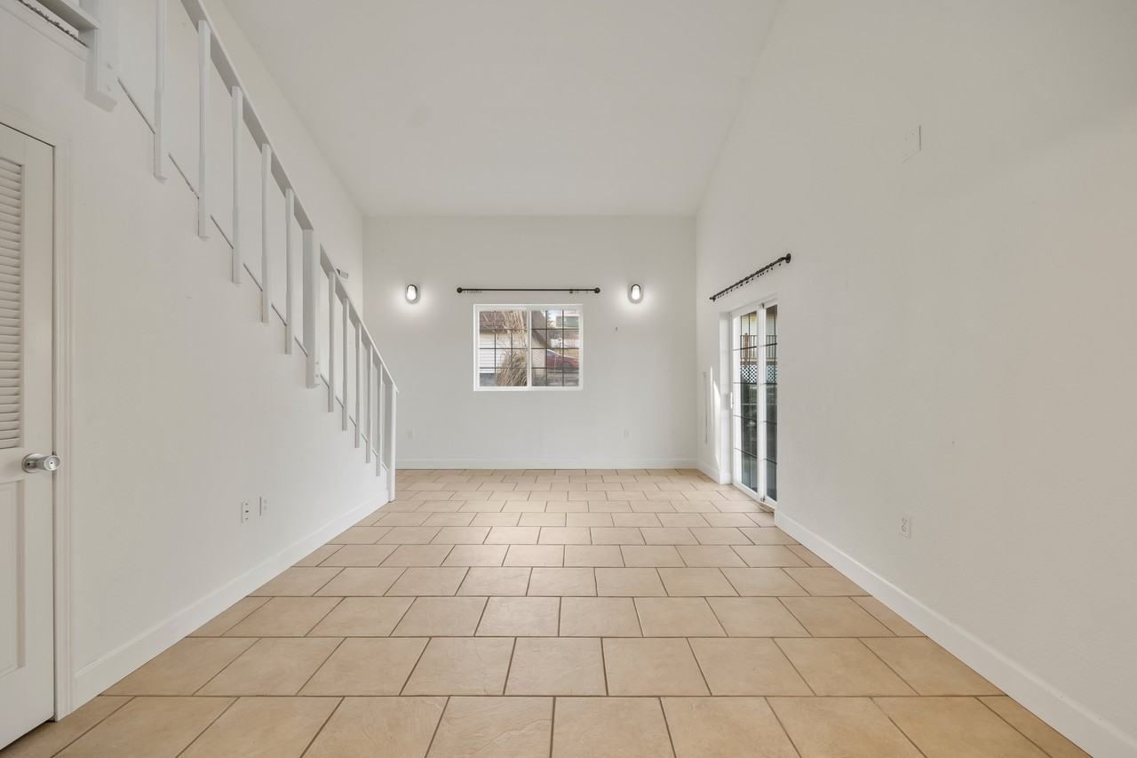 509 W Wagon Wheel Pr Nw #SHOP - Photo 7 of 12