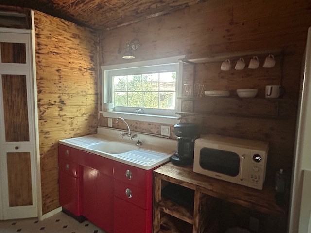 310 Jovian Dr #B - Photo 4 of 9