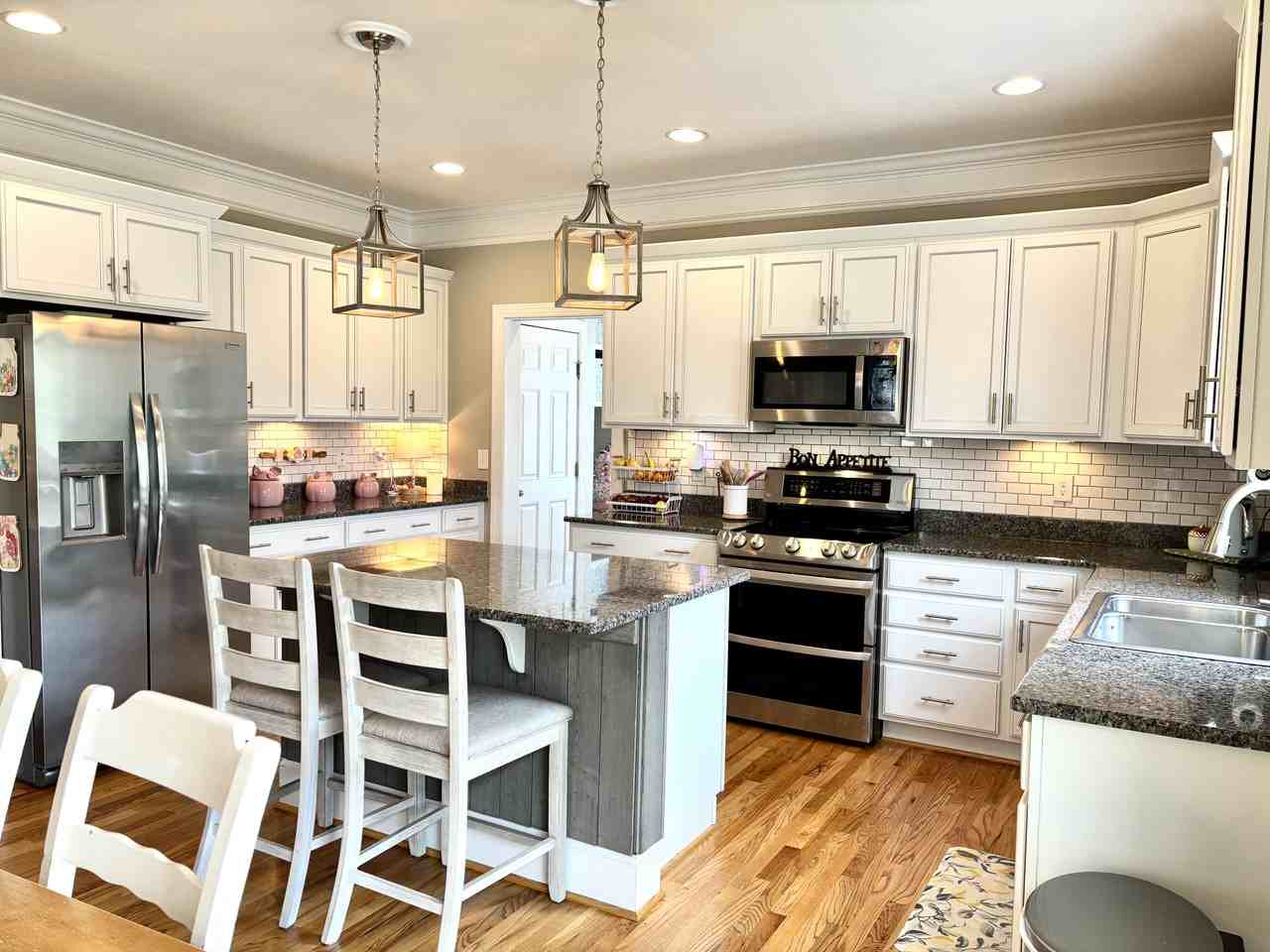 1901 Forest Ln #NA - Photo 5 of 42