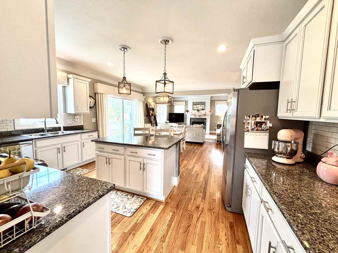 1901 Forest Ln #NA - Photo 7 of 42