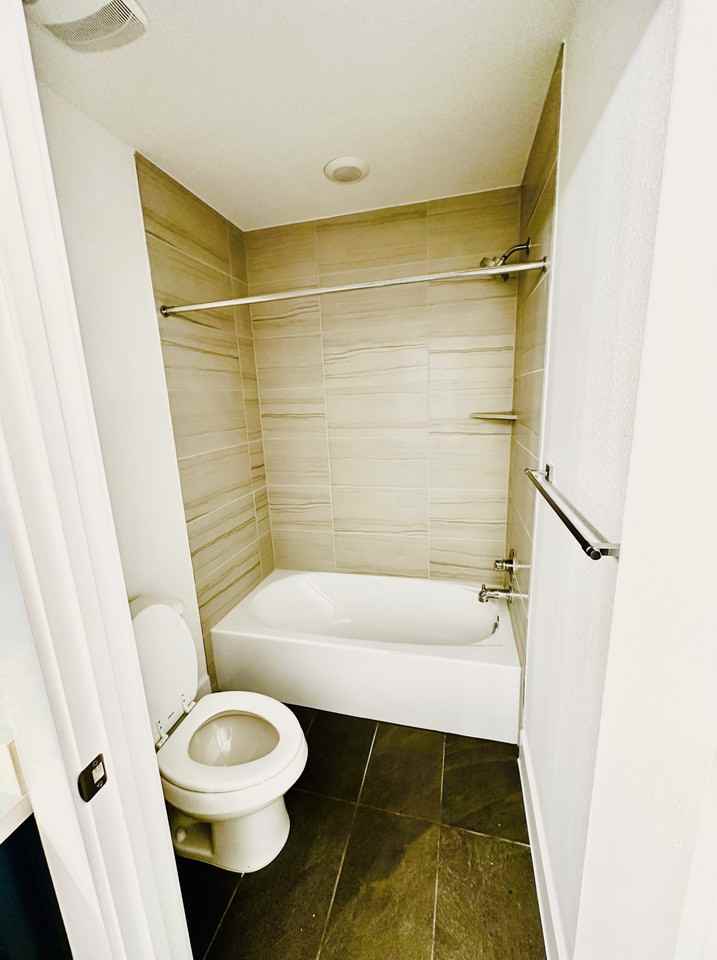 7103 Ezra Brooks Bnd #NA - Photo 5 of 20
