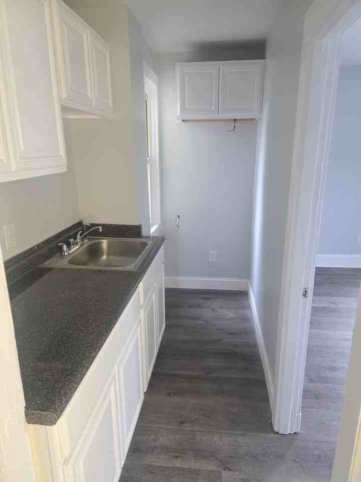 494 Rivet St #2 - Photo 5 of 10