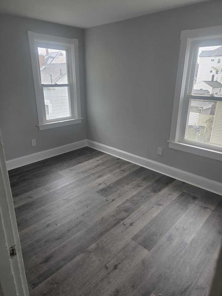 494 Rivet St #2 - Photo 6 of 10