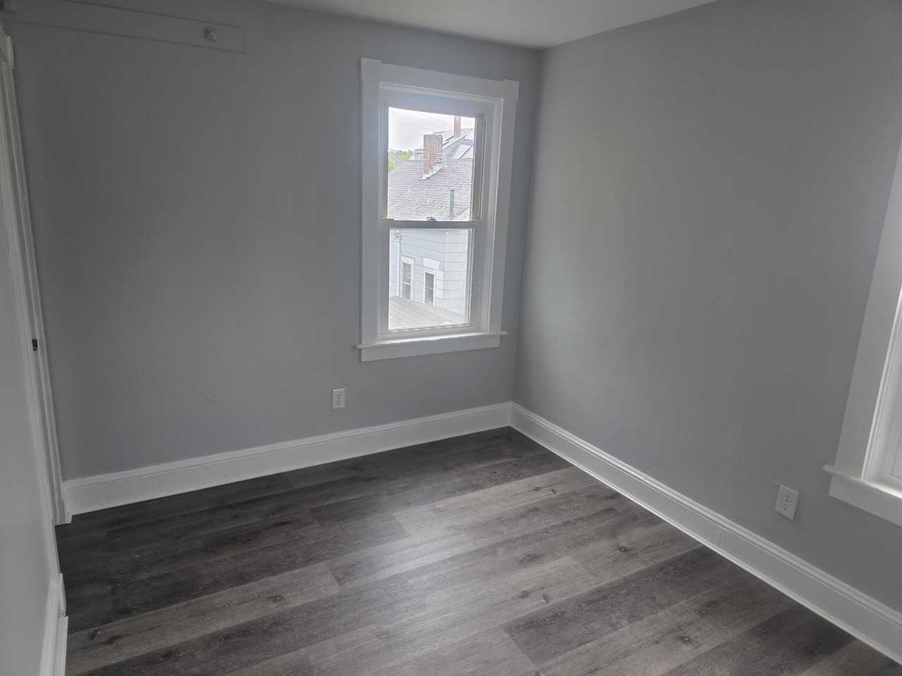 494 Rivet St #2 - Photo 7 of 10