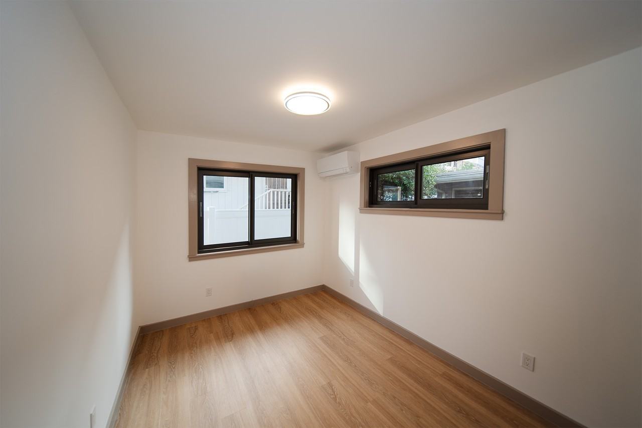 1232 Elm St #1 - Photo 5 of 10