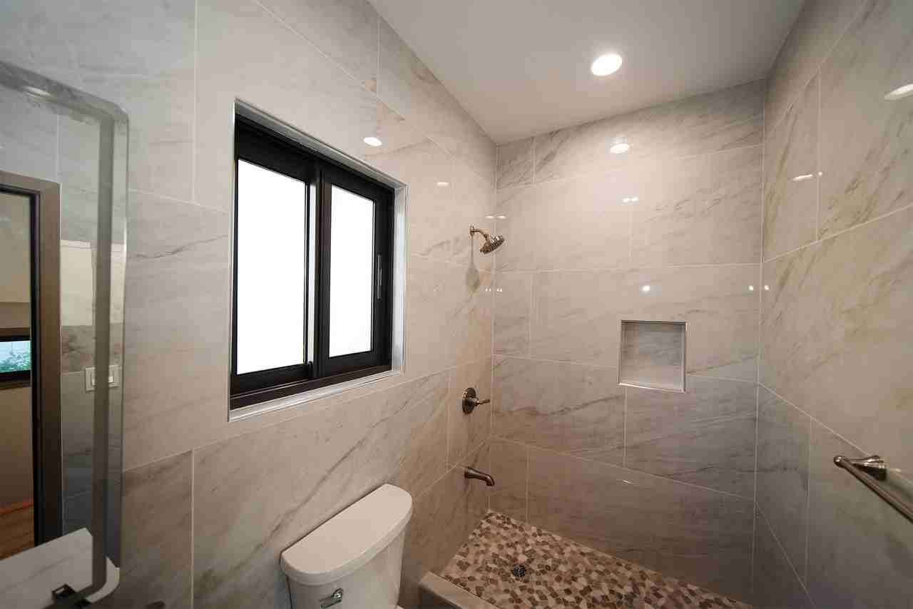 1232 Elm St #1 - Photo 7 of 10