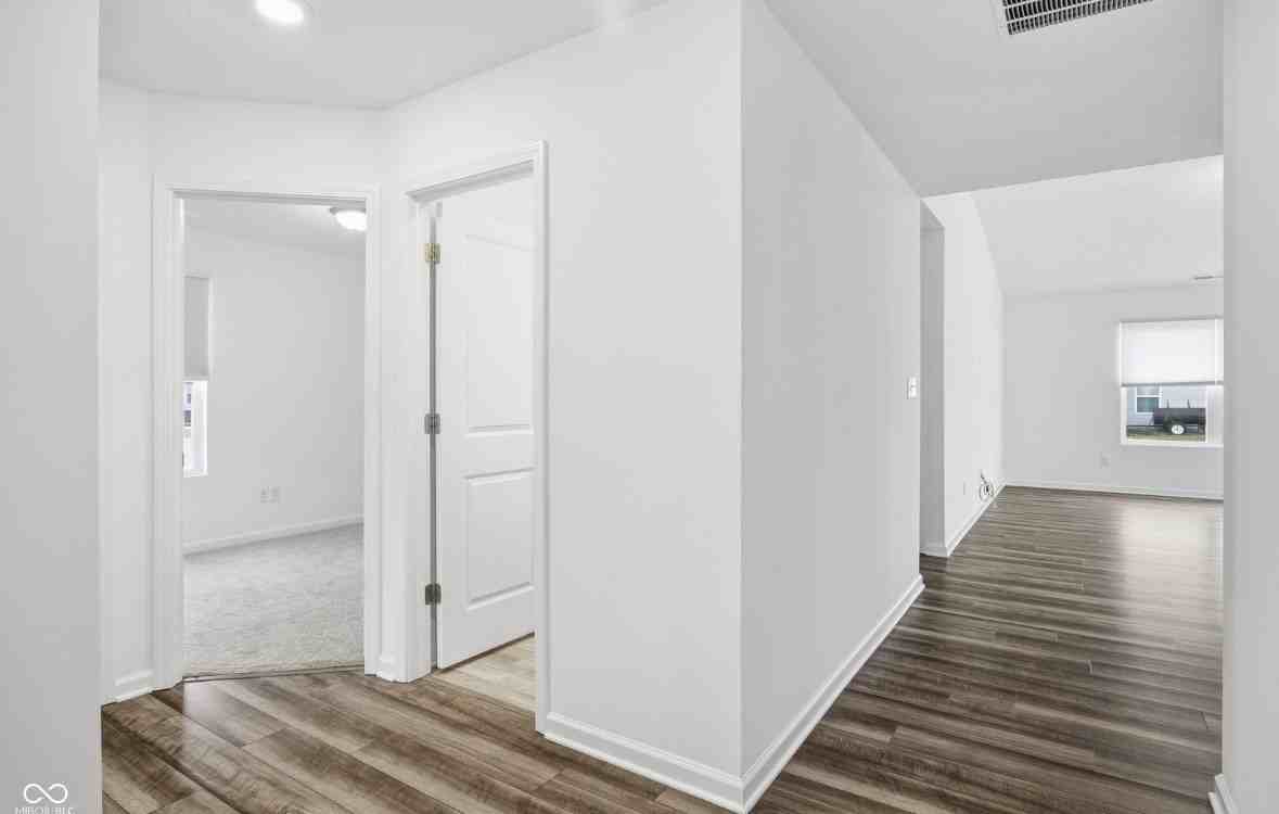 296 Evening Bay Ct #NA - Photo 5 of 9