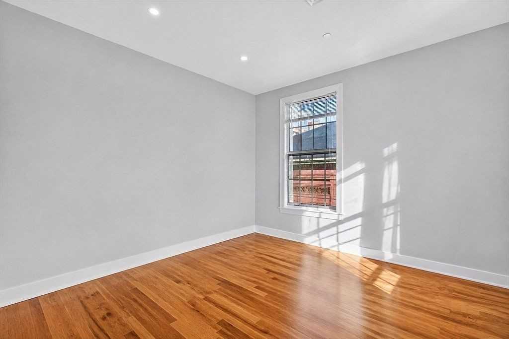 45 1st Ave #401 - Photo 6 of 9
