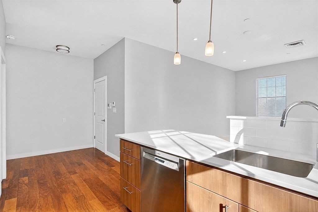 45 1st Ave #401 - Photo 7 of 9
