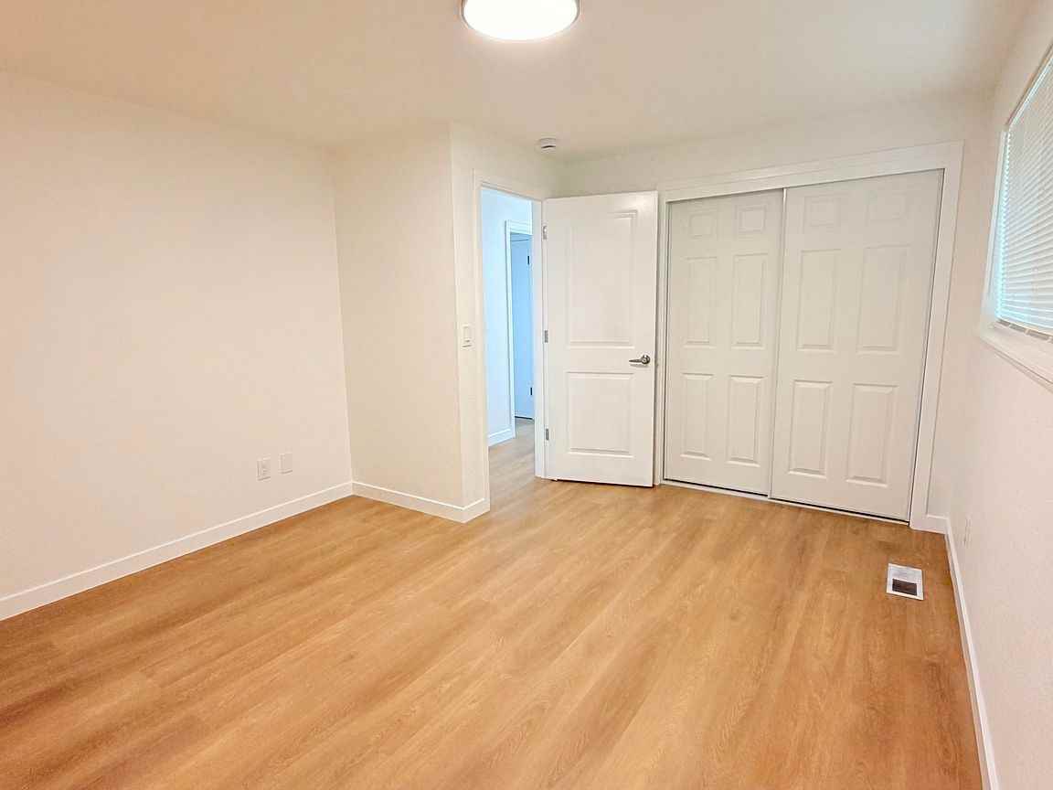7539 Tacoma Ave S #NA - Photo 6 of 15