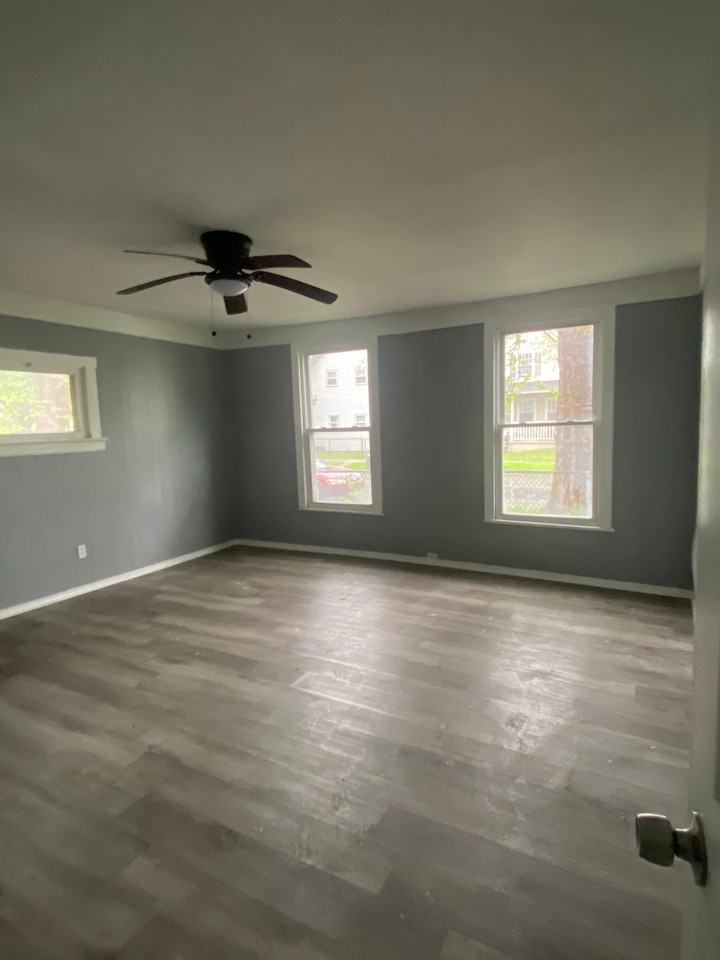 10703 Lee Ave #1 - Photo 7 of 15