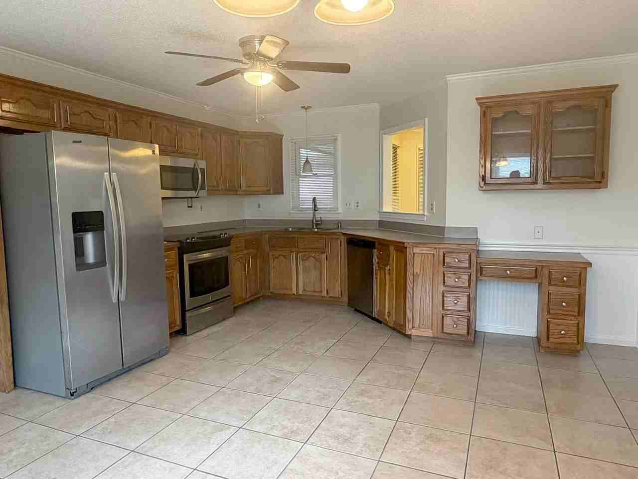 7472 Hedgington Dr #1 - Photo 7 of 20