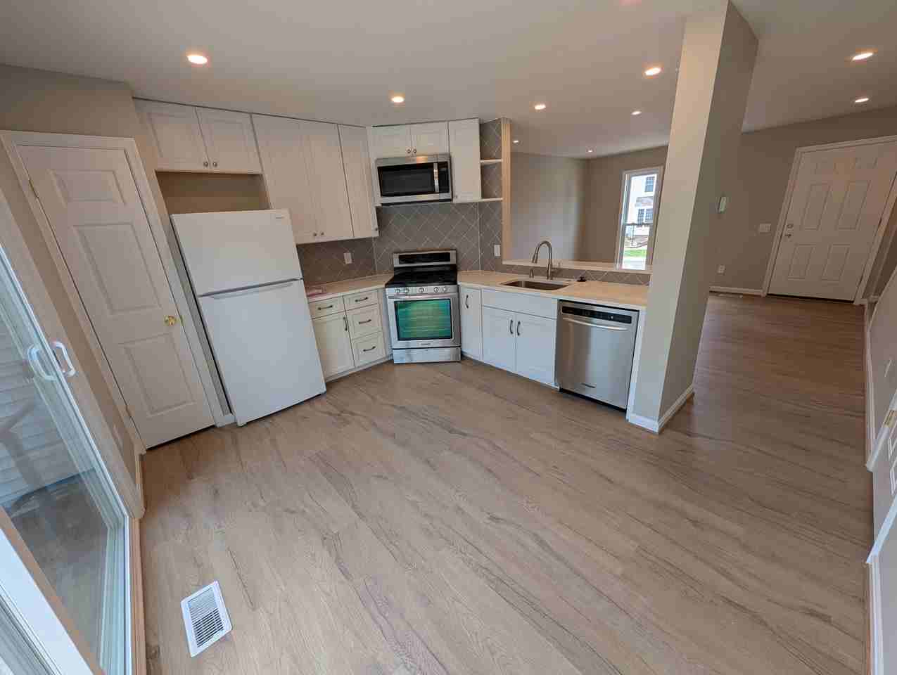 14710 Green Park Way - Photo 4 of 14