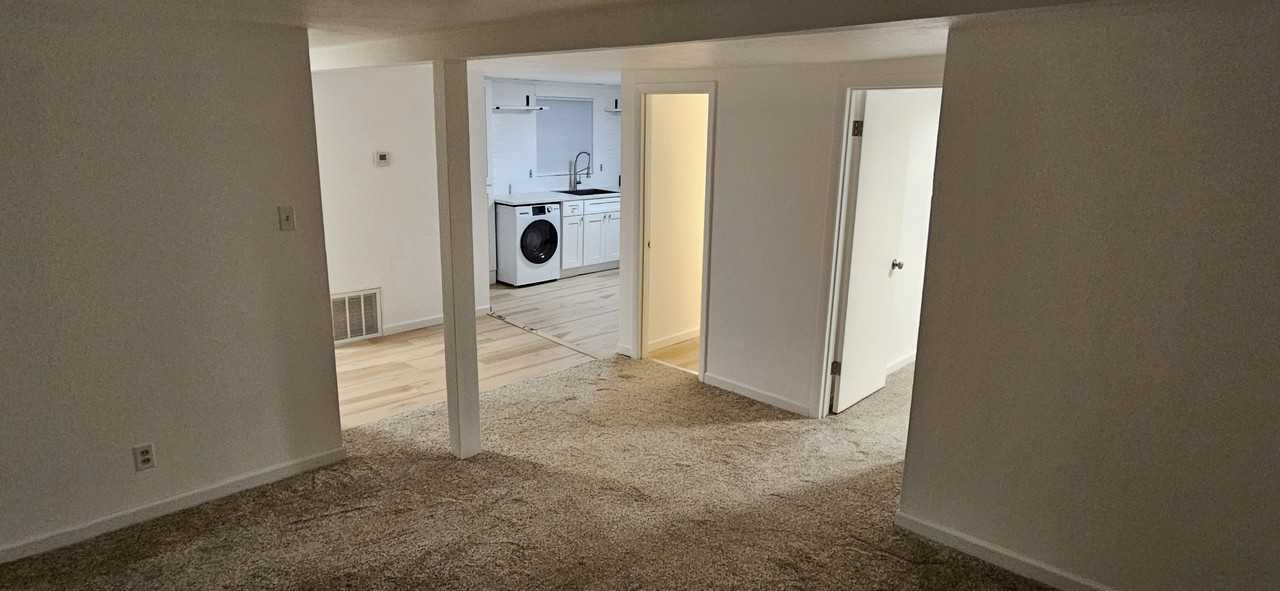 312 S Lincoln Ave - Photo 2 of 10
