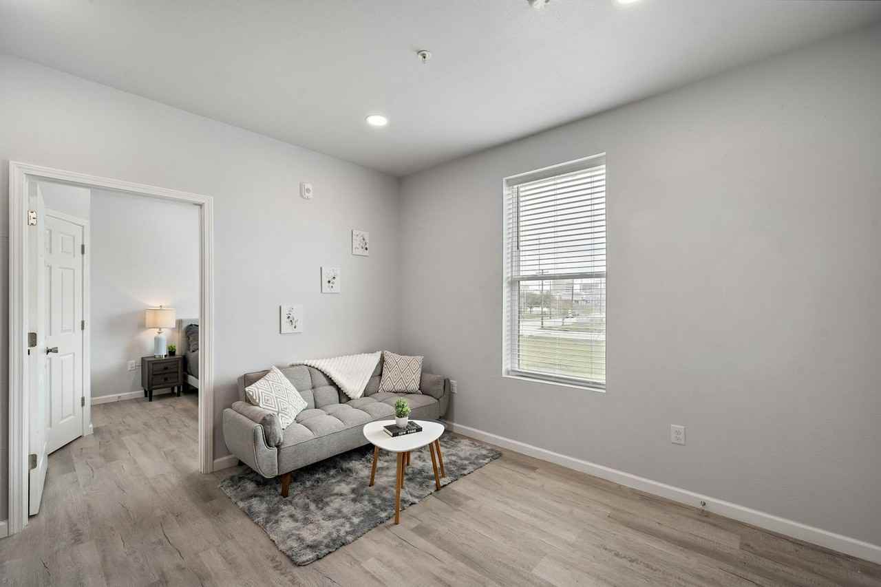 2813 Church St, Unit C - Photo 2 of 17
