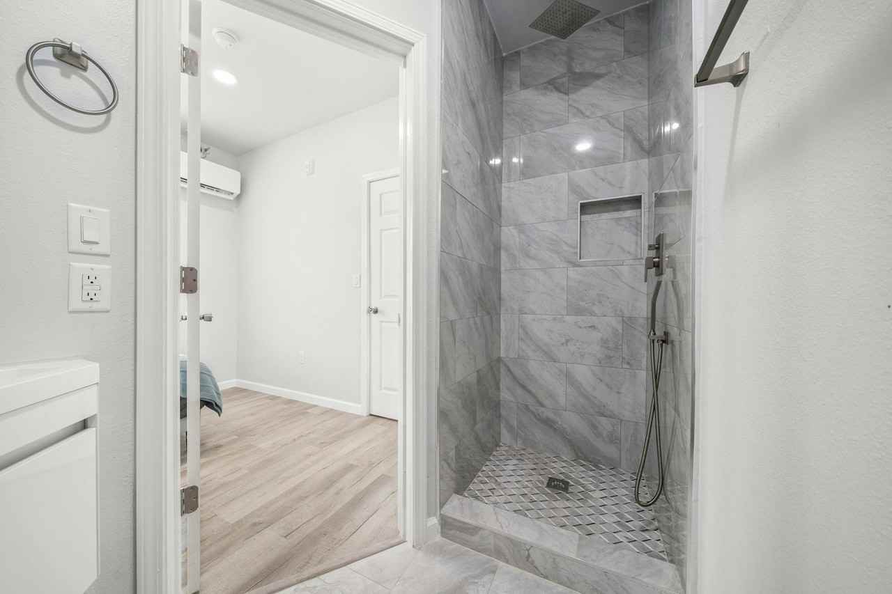 2813 Church St, Unit C - Photo 7 of 17
