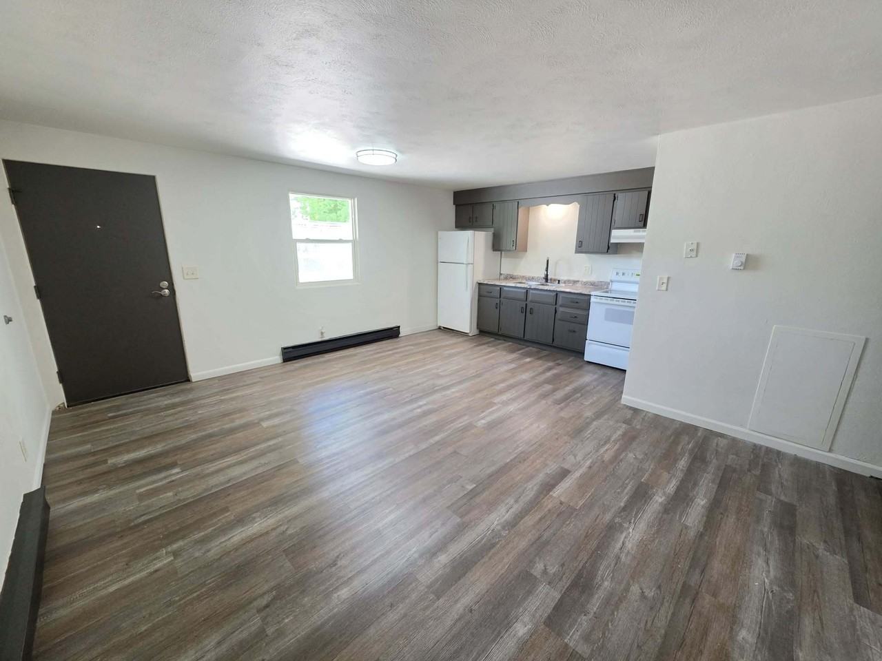 609 South 3rd Street - Photo 3 of 12