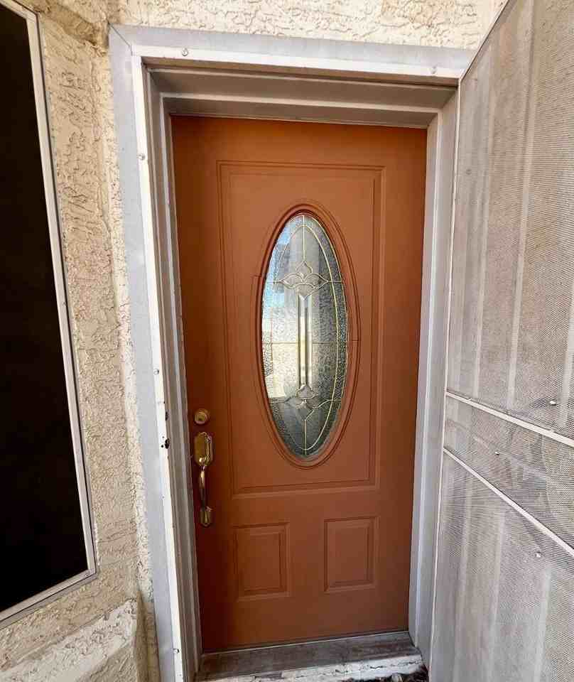 1631 N Garrett Dr - Photo 3 of 50