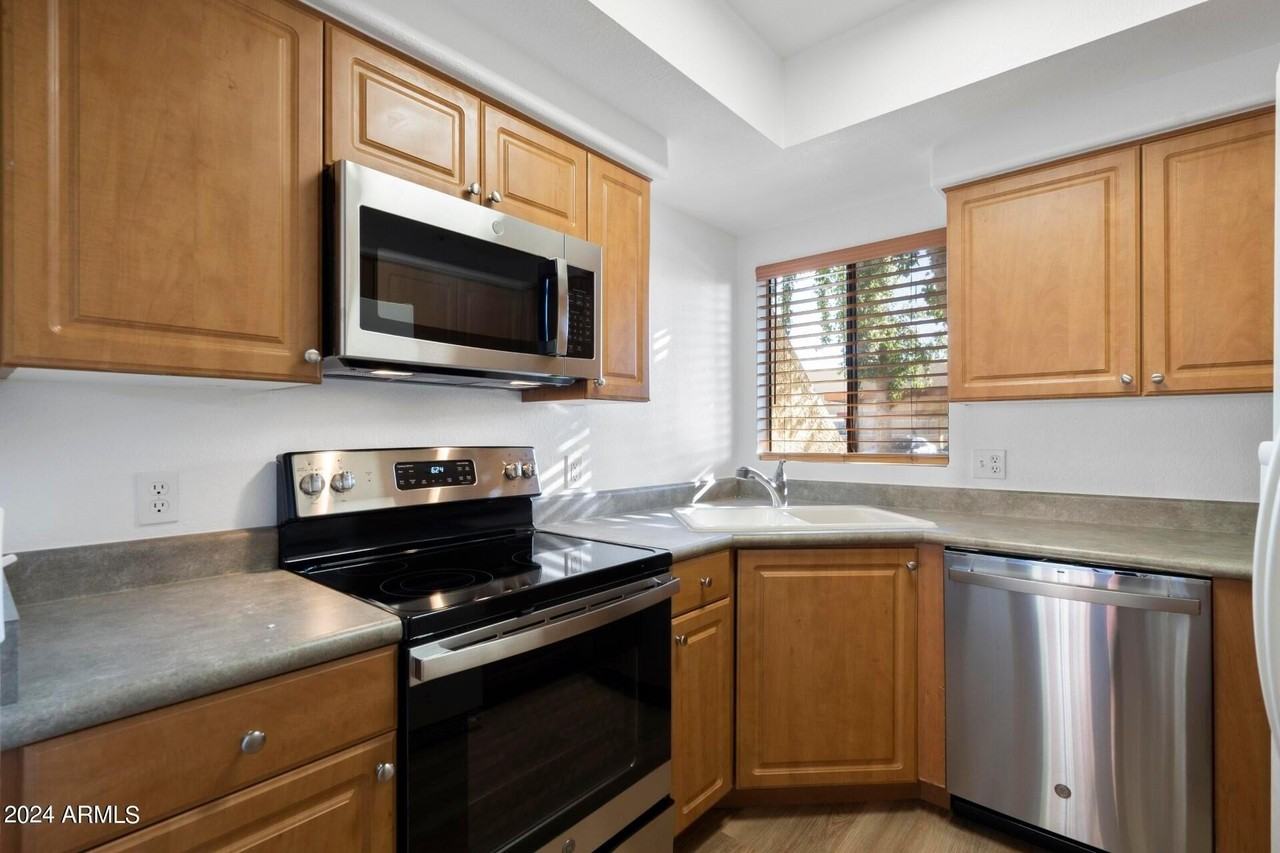 7008 E Gold Dust Ave #103 - Photo 3 of 14