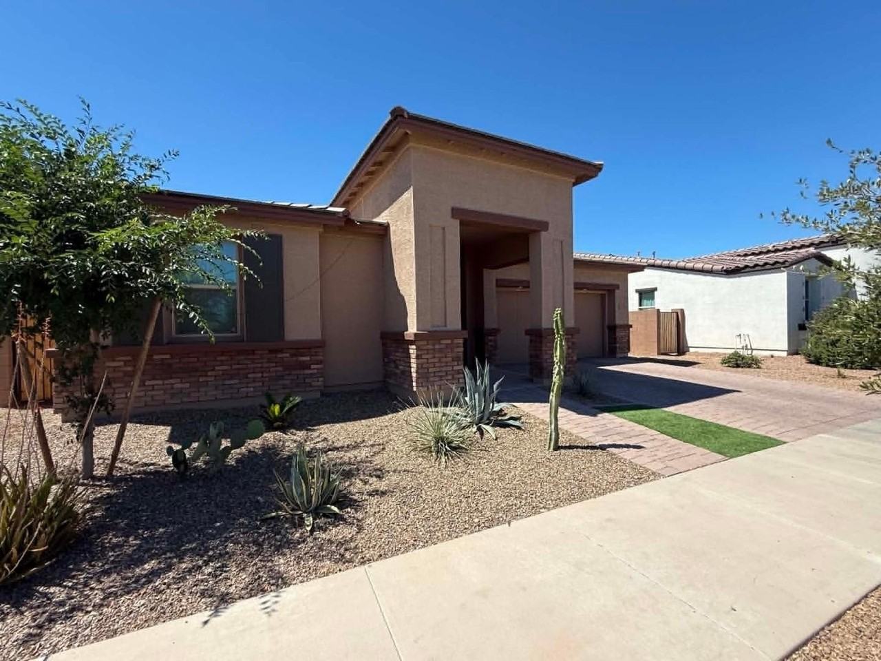 22995 E Calle Luna - Photo 2 of 18