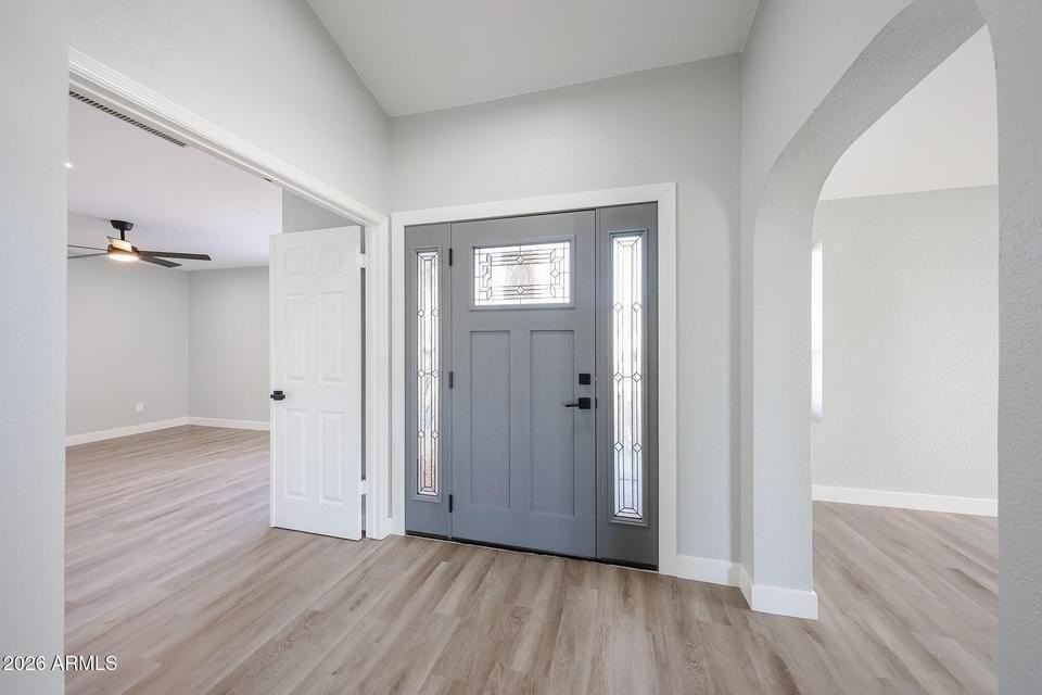 3951 E Waltann Ln - Photo 7 of 32