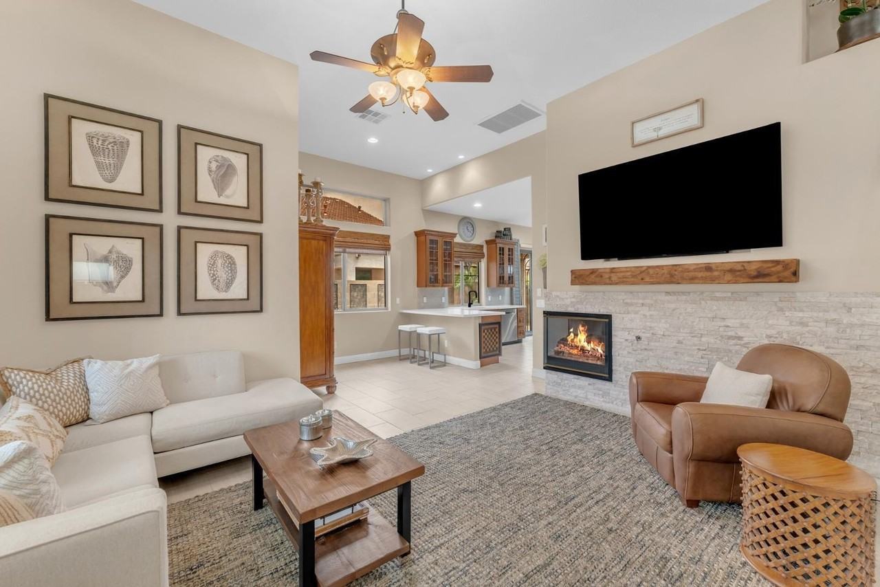 14265 W Lexington Ave - Photo 4 of 34