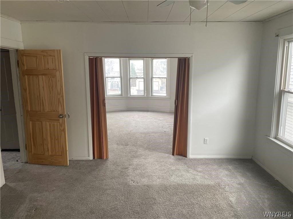 226 Longnecker St - Photo 2 of 19
