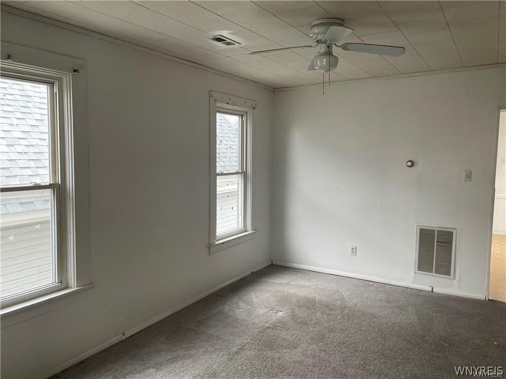 226 Longnecker St - Photo 7 of 19