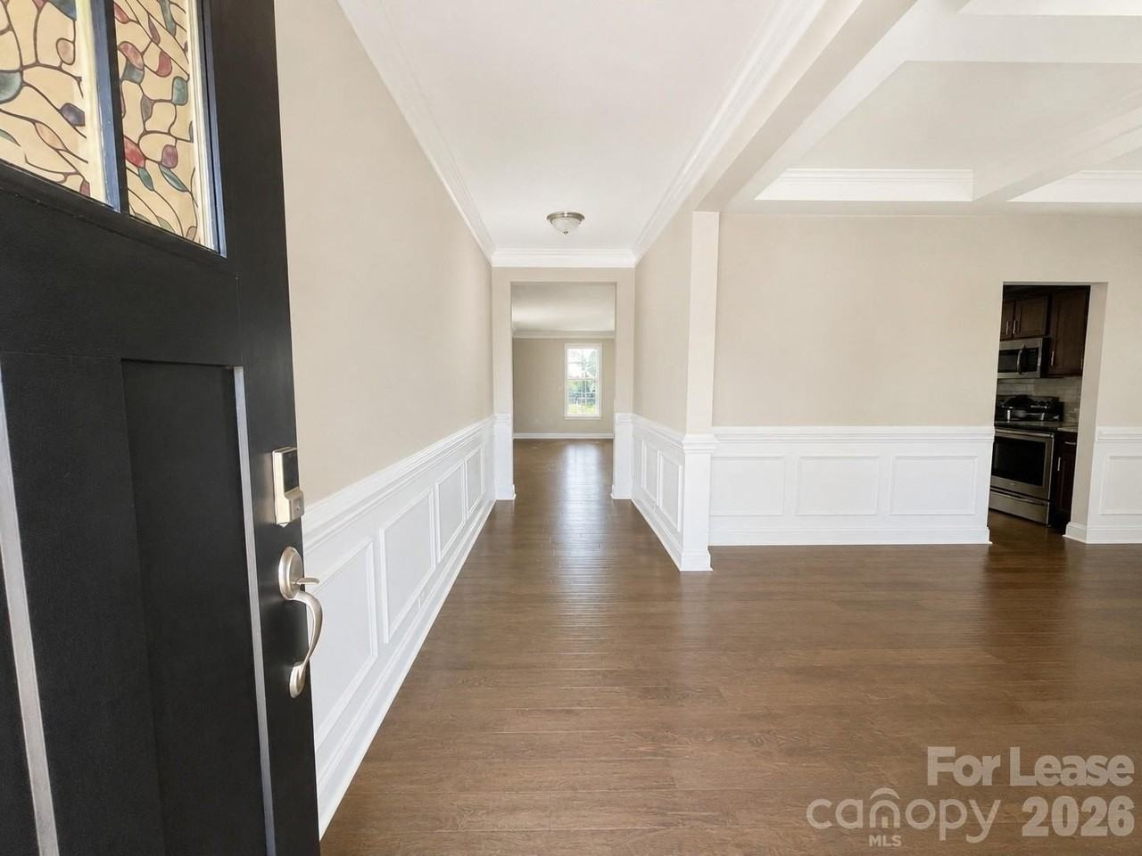 1320 Rainier Dr - Photo 2 of 20