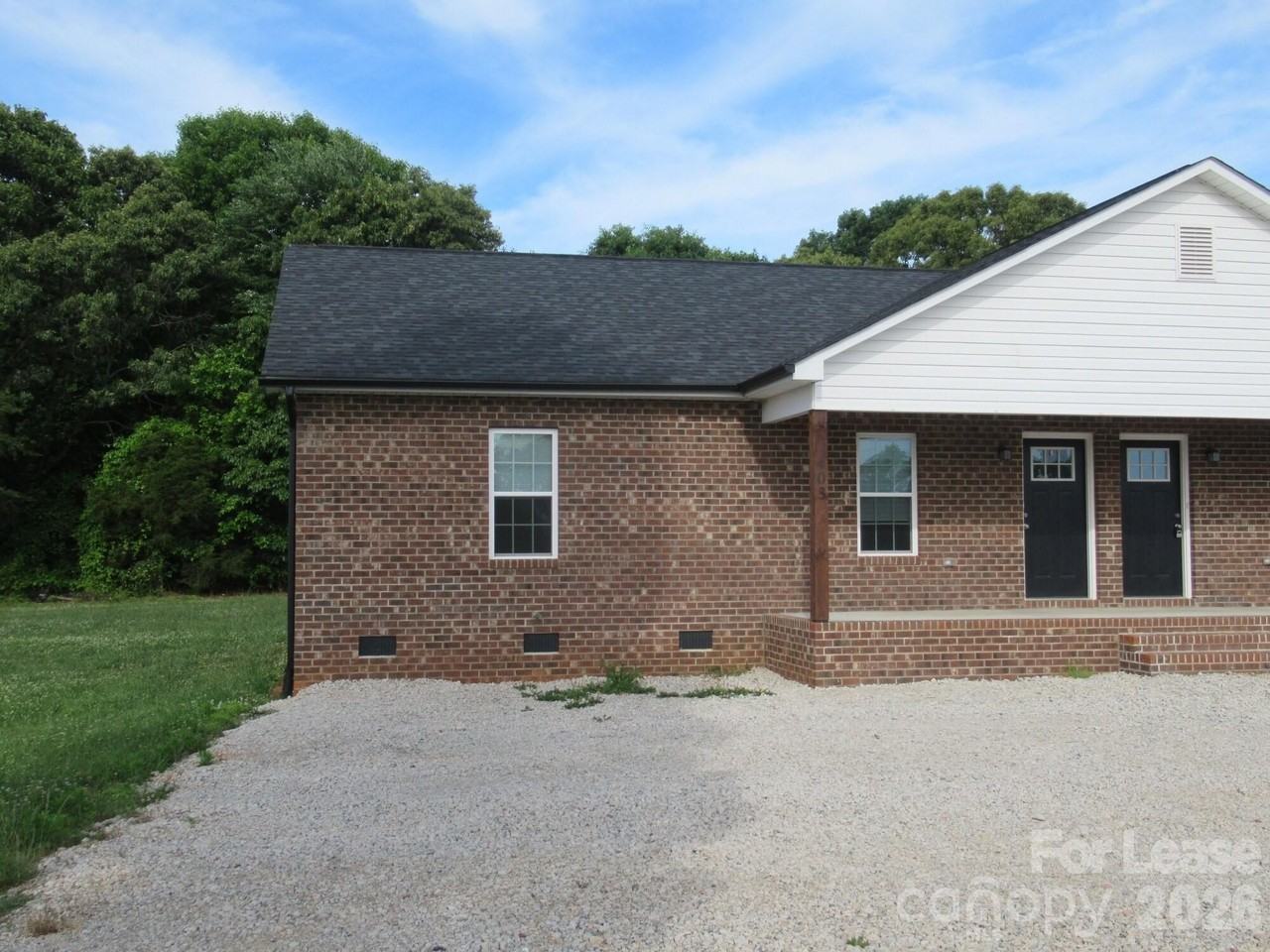 403 Northbrook Iii School Rd - Photo 2 of 19