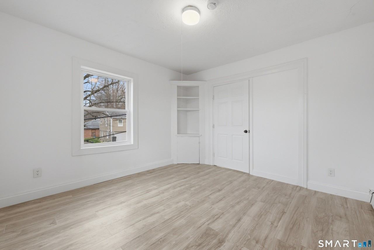 23 Dunn Ave #2 - Photo 5 of 10