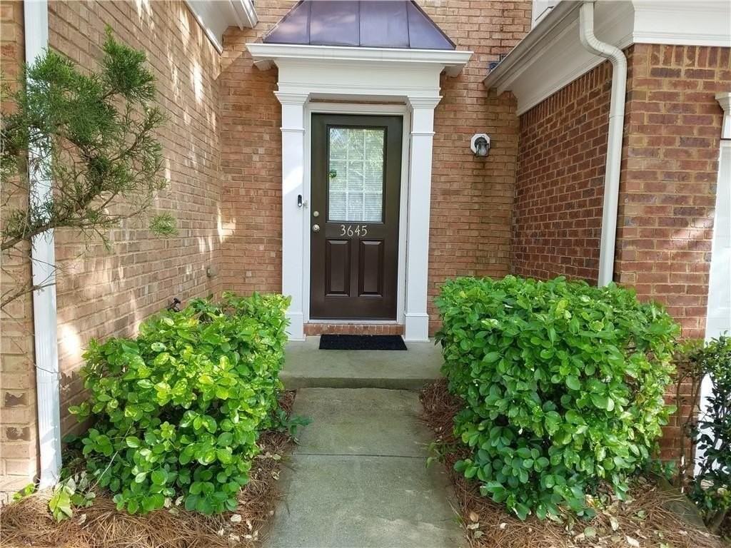 3645 Postwaite Cir - Photo 2 of 22