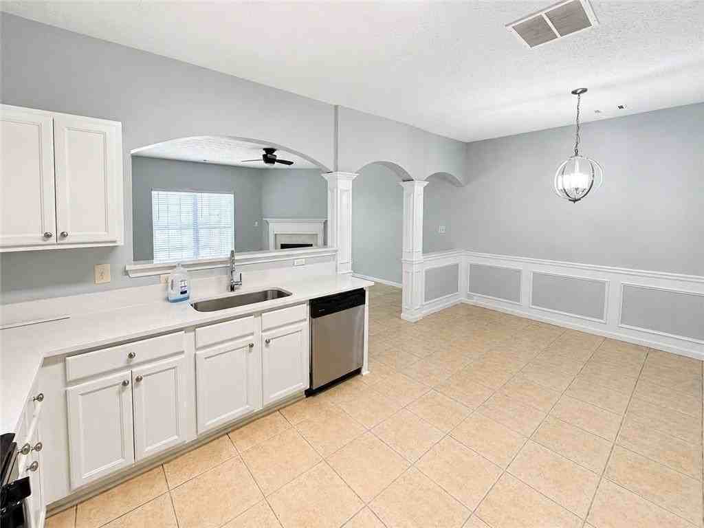 2490 Emma Way - Photo 5 of 22