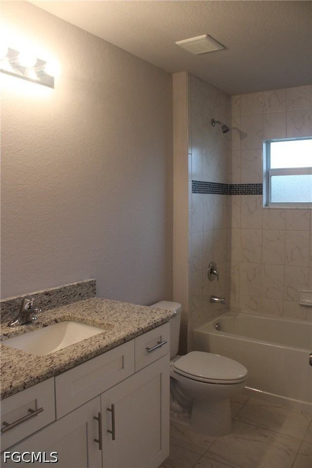 1327 Sw 3rd Ave - Photo 7 of 17