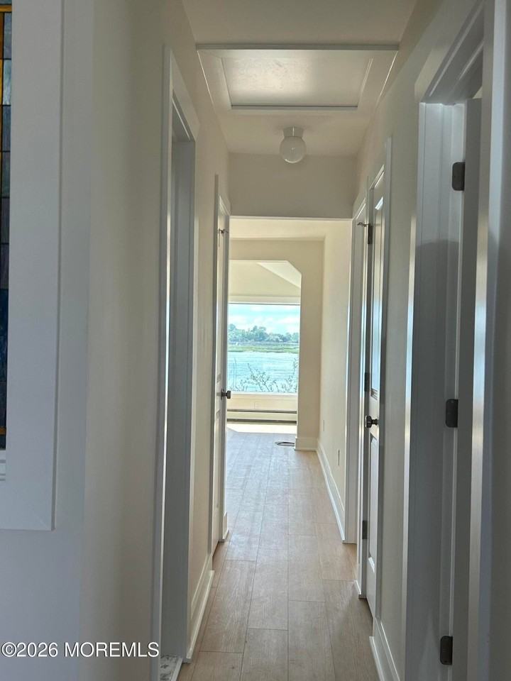674 Ocean Ave - Photo 6 of 22