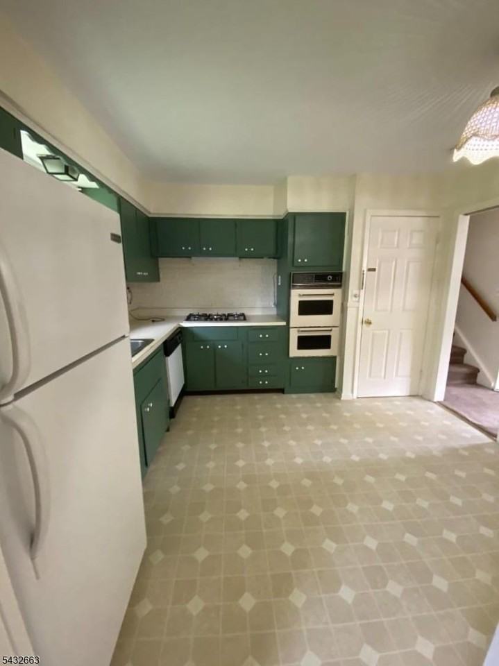 721 Lawrence Rd - Photo 5 of 21