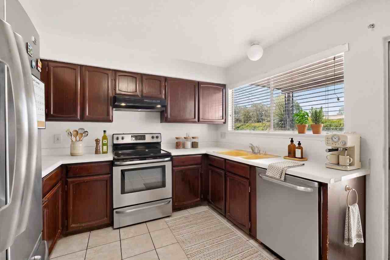 3223 Judy Pl Ne - Photo 6 of 44