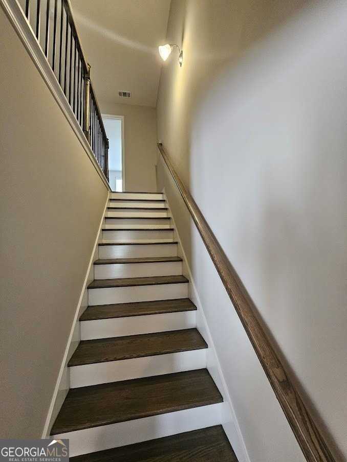 808 Belfry Ter - Photo 7 of 21