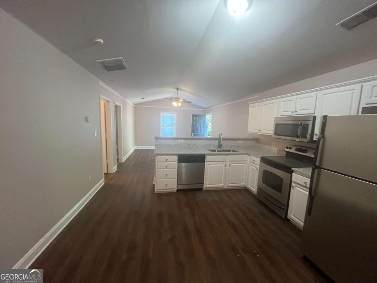 160 Fair Oaks Dr - Photo 4 of 12