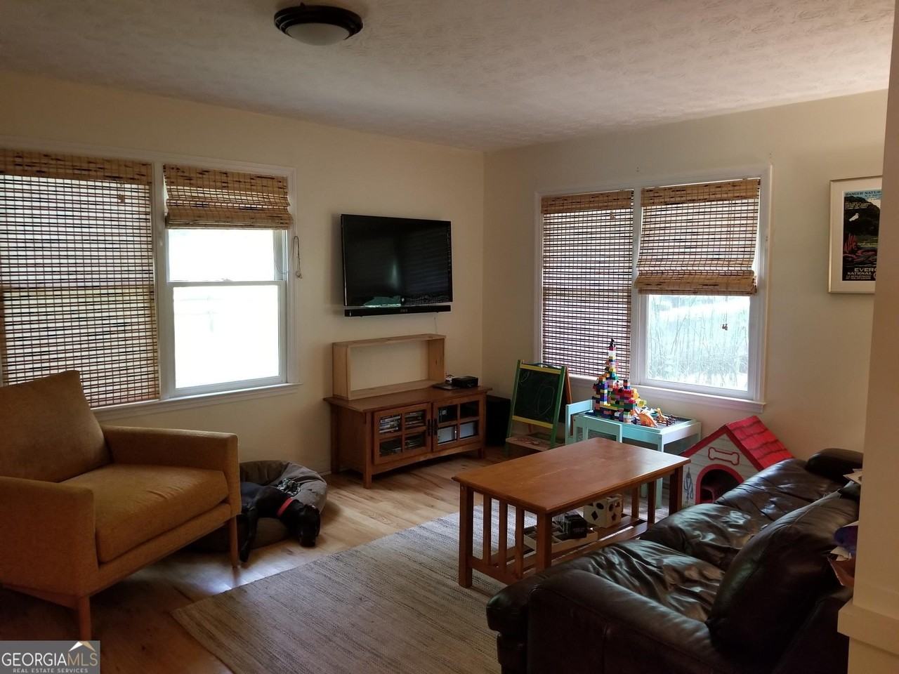 410 Rocky Dr - Photo 7 of 13