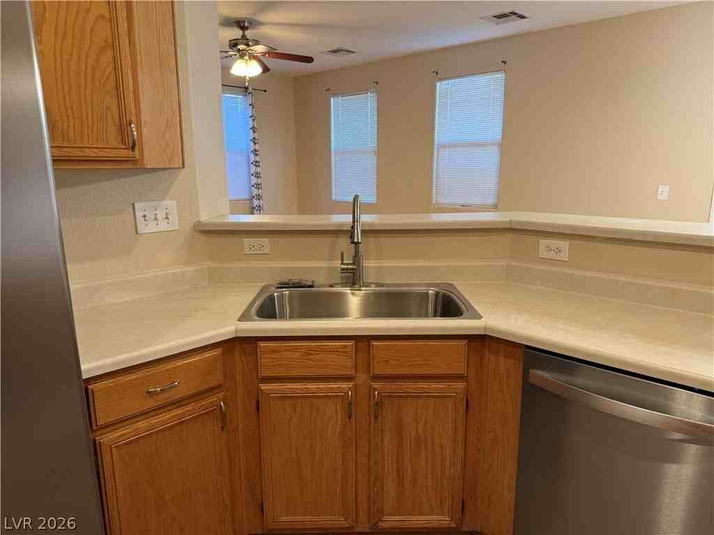 1358 Grass Creek Ave #1 - Photo 6 of 23