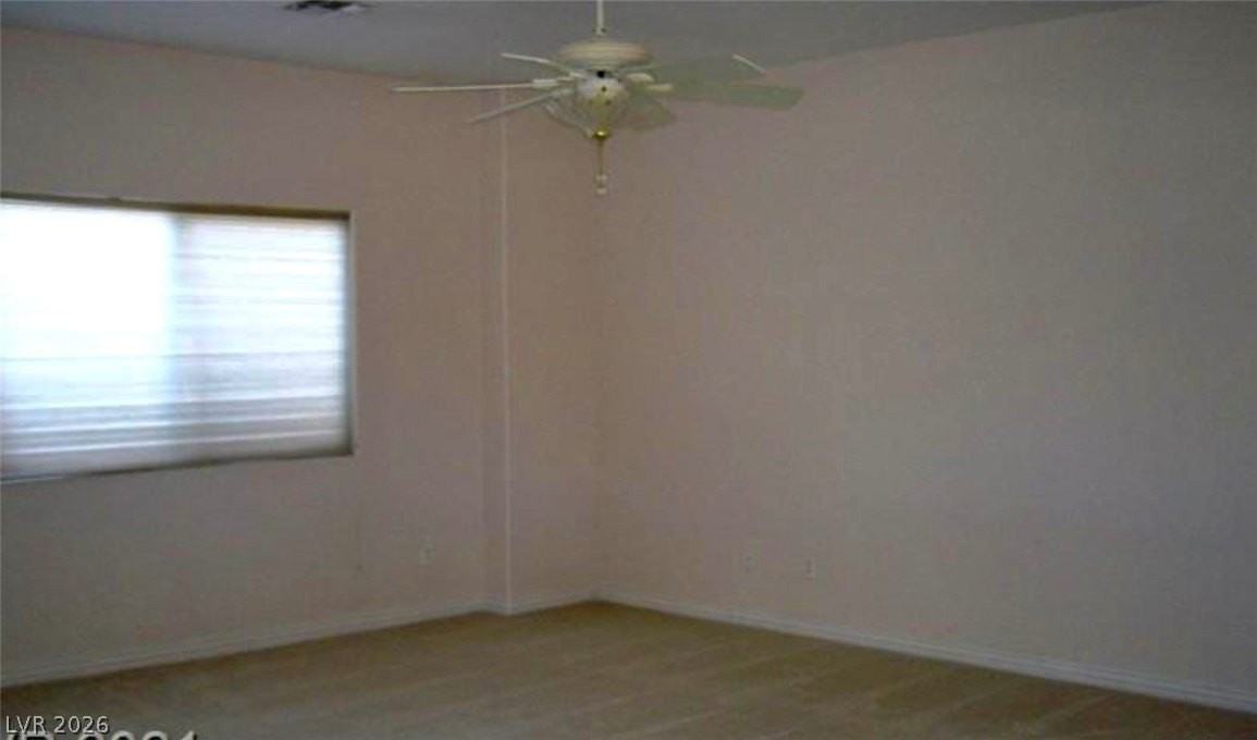 647 Florence Dr - Photo 4 of 22