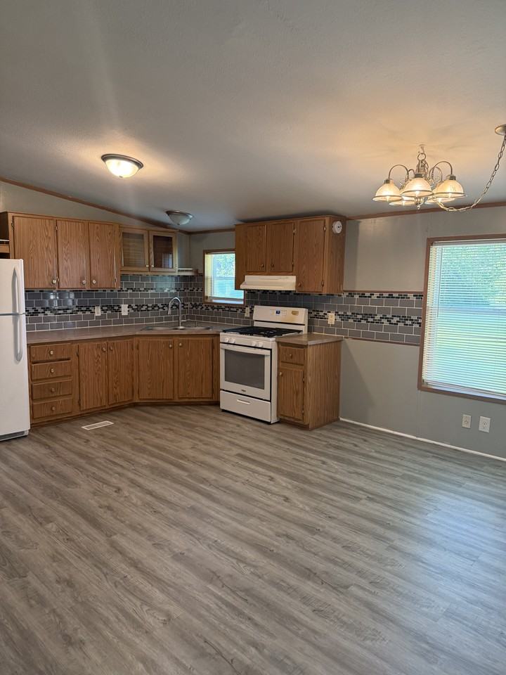 3512 Union St #1 - Photo 3 of 26